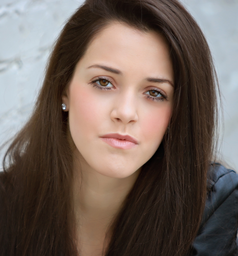 MACKENZIE PERPICH Cosmopolitan Facebook Talent: Vocal Platform: Joining Talent and Time for Community Support
